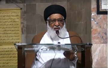 رجل دين شيعي باكستاني يدعو إلى المسؤولية الوطنية، وينتقد الحكم وعدم المساواة الاقتصادية