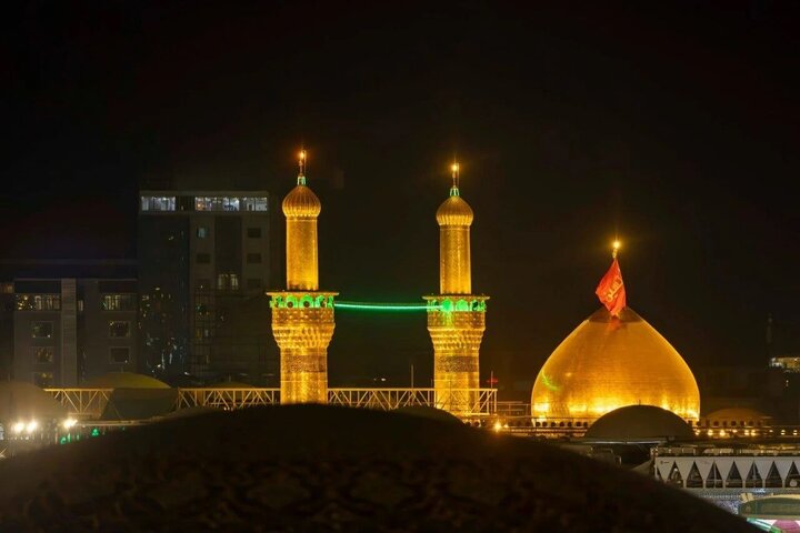 Photos: Flags replaced at Imam Hussain, Hazrat Abbas shrines for Rabi al-Awwal