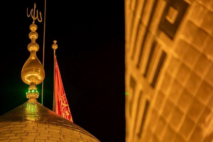 Photos: Flags replaced at Imam Hussain, Hazrat Abbas shrines for Rabi al-Awwal