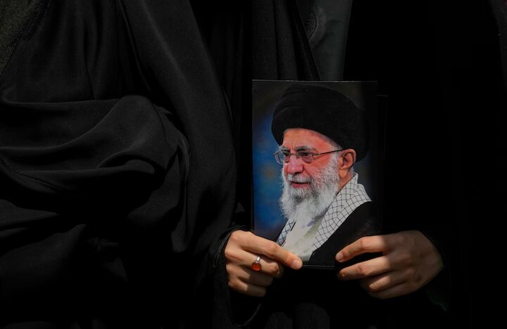 ویدیو | نمایشگاه خیابانی رهبر شهید آیت‌الله شهید خامنه‌ای در هانوفر آلمان