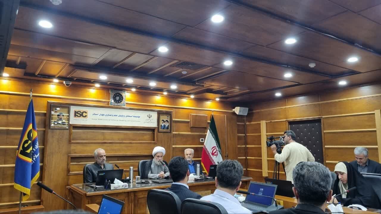 شیراز باید در عرصه هنر و رسانه به جایگاه تمدنی خود بازگردد