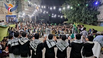 برگزاری جشن میلاد پیامبر(ص) در محله‌های مختلف پایتخت یمن + تصاویر