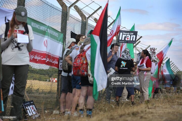 Photos: Rally of Iran supporters outside US base in Britain