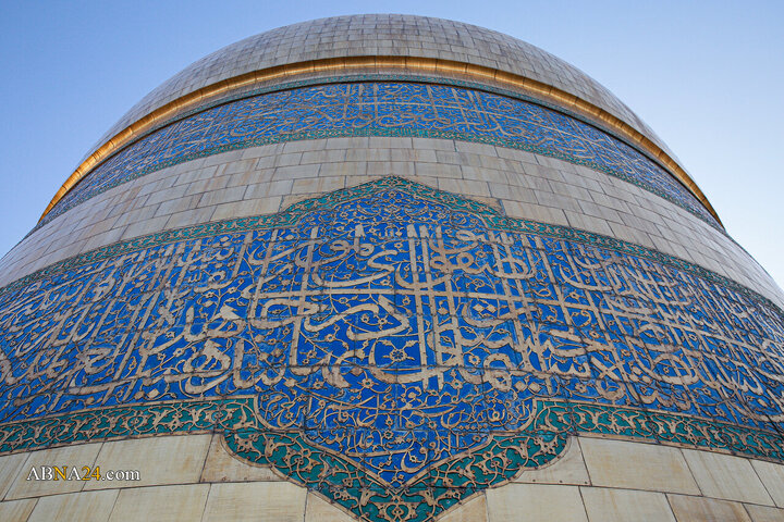 آیین تعویض پرچم حرم امام رضا(ع) در آغاز ربیع‌الاول