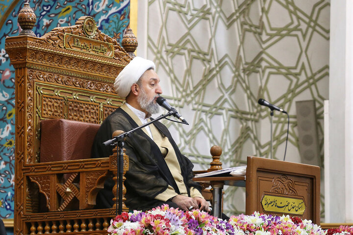 نخستین کرسی تلاوت فاطمی ماه ربیع‌الاول در حرم بانوی کرامت برگزار شد
