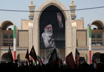 إقامة مراسم الأربعين لقائد الثورة الشهيد؛ اليوم في مصلى طهران