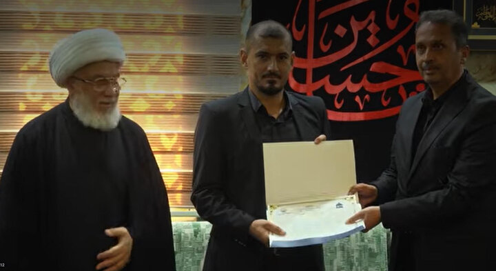 تقرير مصور/ ممثل المرجعية العليا يكرم الفائزين في مسابقة أمة تقرأ الخاصة بمنتسبي العتبة الحسينية