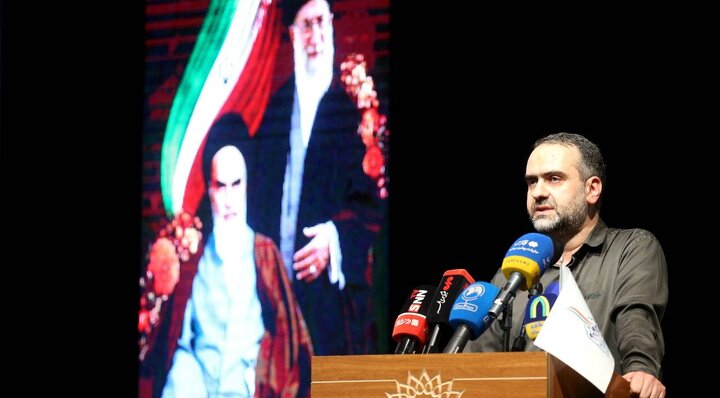 Photos: Commemoration ceremony held for martyred leader Imam in Tehran