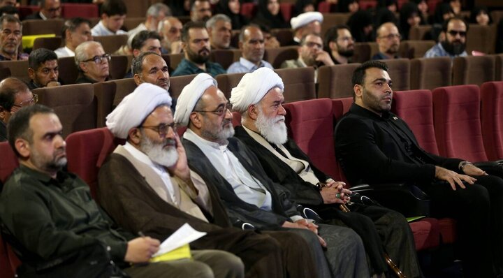 Photos: Commemoration ceremony held for martyred leader Imam in Tehran