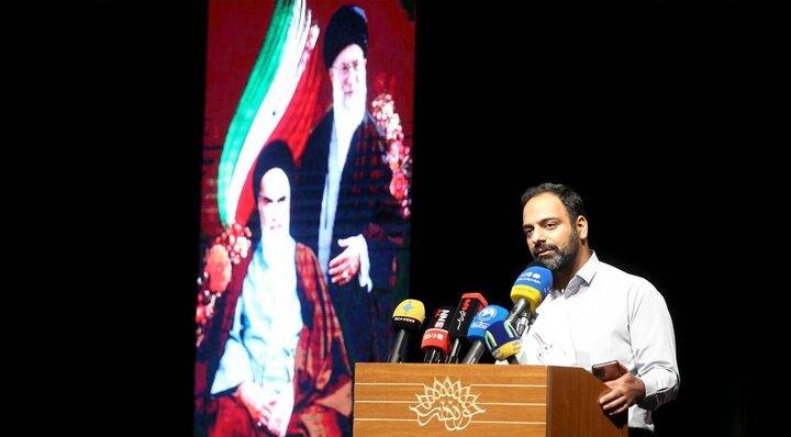 Photos: Commemoration ceremony held for martyred leader Imam in Tehran