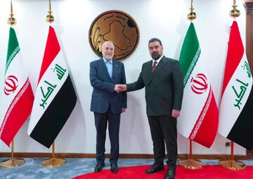 Qalîbaf: Amerîka berpirsê krîzên herêmê ye/El-Halbûsî: Cenazeyê bi milyon kesî yê rêberê şehîd bû xala zivirînê di girêdana her du welatan de