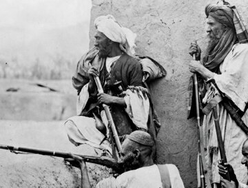 وقتی شیعیان افغانستان برای وطنی جنگیدند که هنوز آنان را شهروند برابر نمی‌شناخت