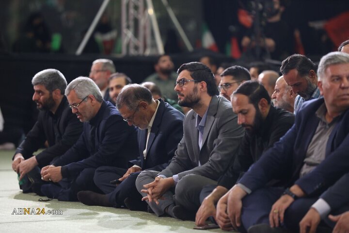 حضور اقشار مختلف مردم در مراسم چهلم تدفین قائد شهید امت