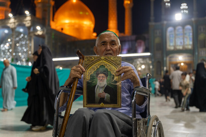 یاد رهبر شهید هنوز در دل ها جاریست