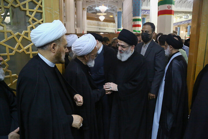 اربعین آقای شهید ایران در حرم بانوی کرامت