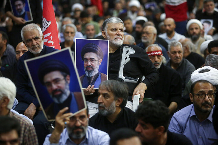 اربعین آقای شهید ایران در حرم بانوی کرامت