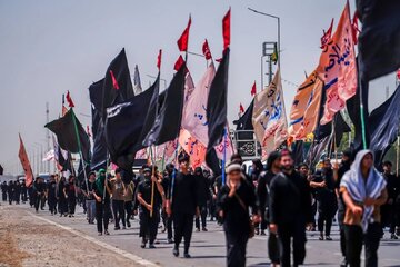 Galeri Foto: Warga Irak Berjalan Kaki ke Samarrah Jelang Haul Imam Hasan al-Askari as