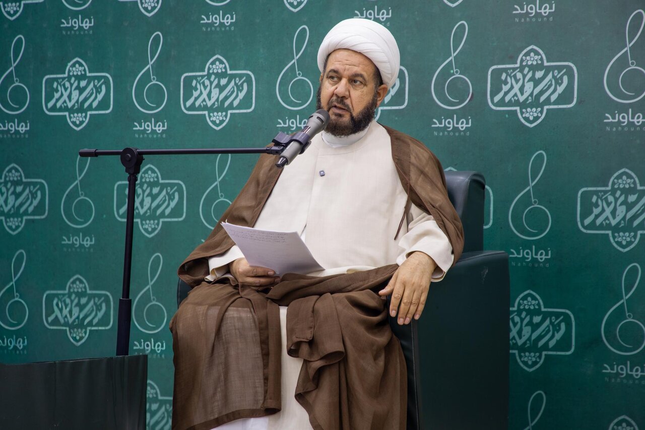 تقرير مصور/ إقامة ورشة تخصصية عن أساليب كتابة البحث الخطابي في بغداد