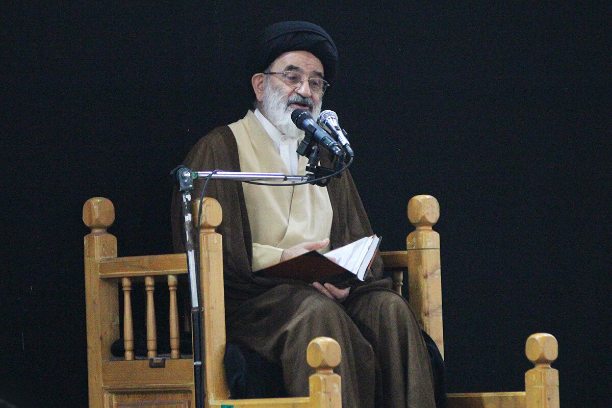 حجت‌الاسلام تقوی: رهبر شهید، ایران مقتدر را می‌خواست/ دشمن هنوز به دنبال تجزیه ایران است