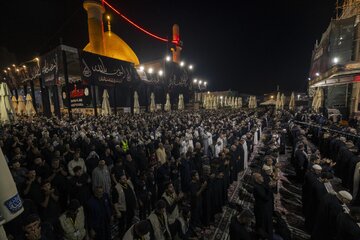 تقرير مصور/ إحياء ليلة الجمعة عند مرقد الإمامين العسكريين (عليهما السلام) في سامراء