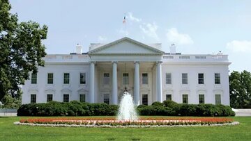 Marekani Yazidiwa na Madeni ya Dola Trilioni 40, Huku Iran Ikipinga Vikali “Vita vya Kiuchumi” vya Trump