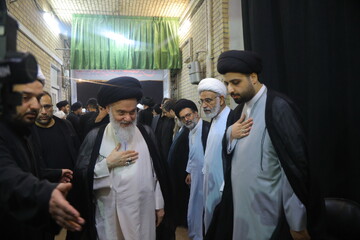 مراسم بزرگداشت چهلمین روز تدفین رهبر شهید انقلاب از سوی آیت‌الله سیستانی