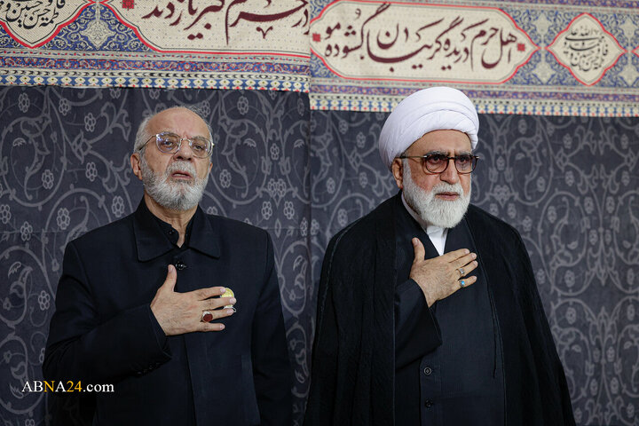 مراسم بزرگداشت چهلمین روز تدفین رهبر شهید انقلاب اسلامی در حرم مطهر رضوی