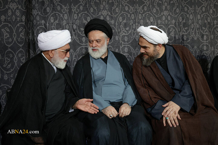مراسم بزرگداشت چهلمین روز تدفین رهبر شهید انقلاب اسلامی در حرم مطهر رضوی