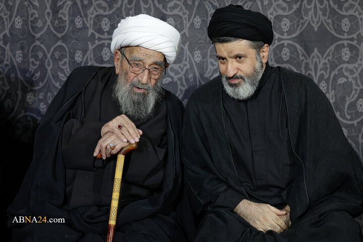 مراسم بزرگداشت چهلمین روز تدفین رهبر شهید انقلاب اسلامی در حرم مطهر رضوی