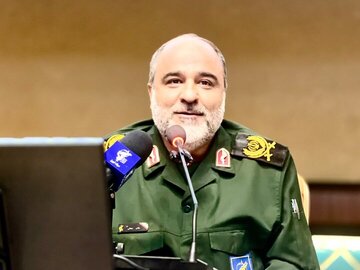 جنگ روایت‌ها یکی از عرصه‌های اصلی تقابل با دشمن است