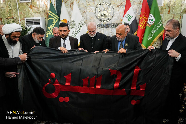 Photos: Ghalibaf visits Imam Hussain Holy Shrine