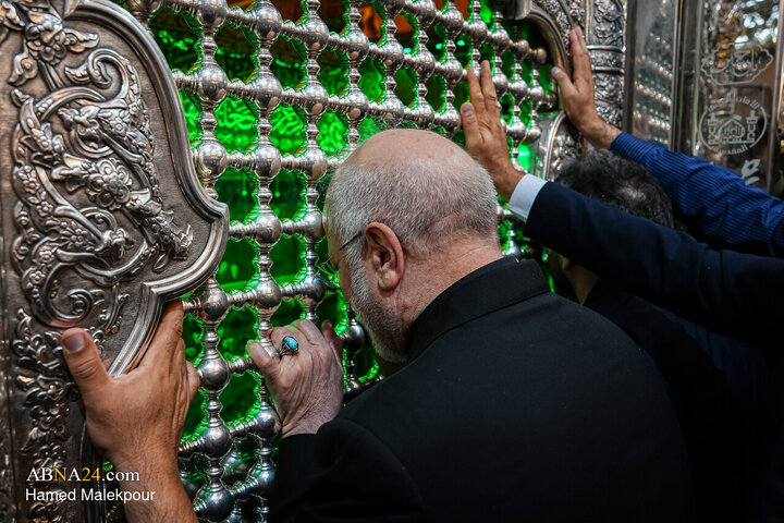 Photos: Ghalibaf visits Imam Hussain Holy Shrine