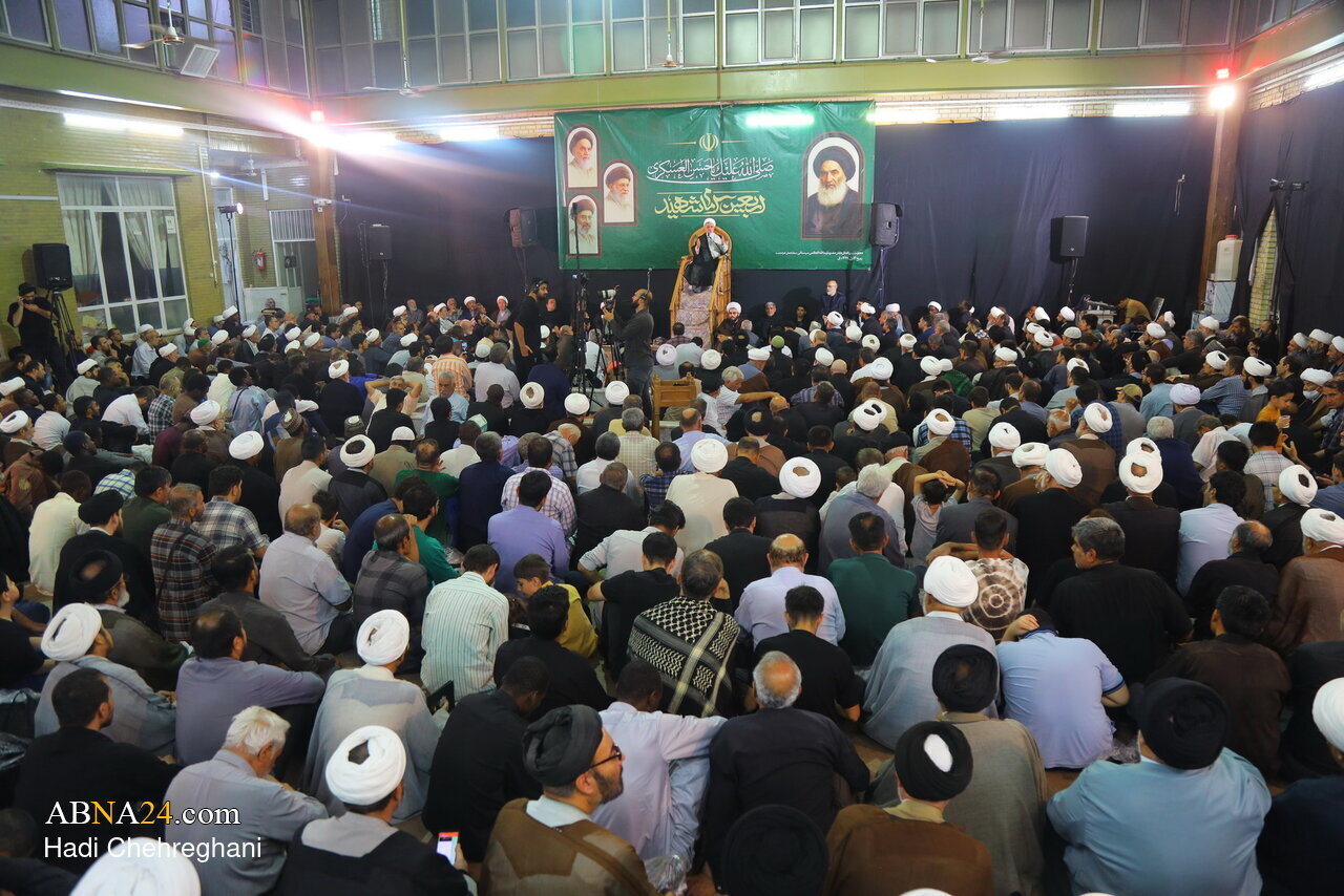 Photos: Ceremony commemorating 40th-day of burial of martyred leader held by Ayatollah Sistani