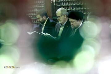 Foto / Cumhurbaşkanı ve kabine üyelerinin, merhum İmam’ın (r.a) ideallerine olan bağlılıklarını tazelemeleri