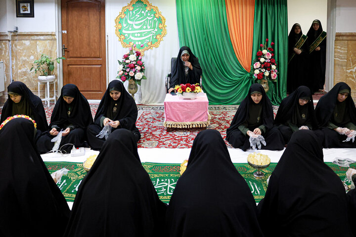 Photos: "Table of Blessing and Dignity" at Imam Reza Holy Shrine