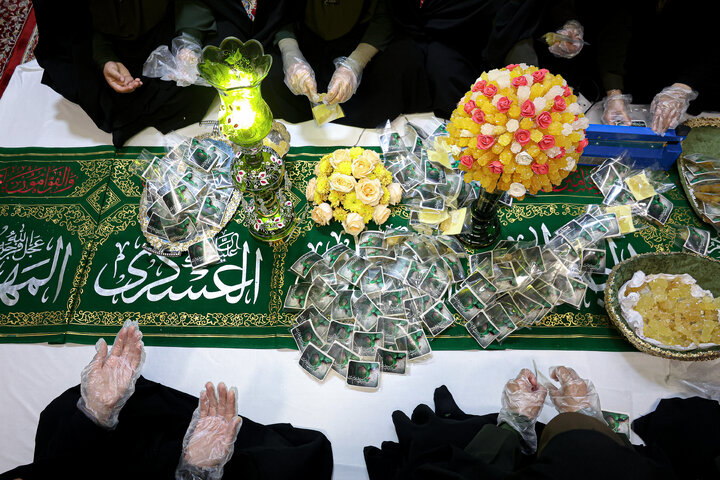 Photos: "Table of Blessing and Dignity" at Imam Reza Holy Shrine