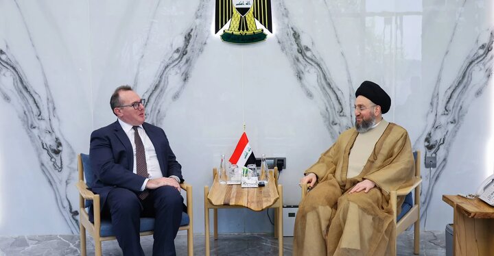 عمار حکیم: سلاح گروه‌های مسلح باید به الحشد الشعبی تحویل داده شود