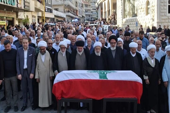 ارتش لبنان با ایستادن در کنار مردم، وحدت کشور را حفظ کرد