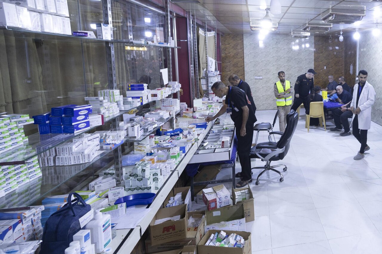 Medical Affairs Department at Al-Abbas Shrine provides about 6 tons of treatments to ensure health services for visitors