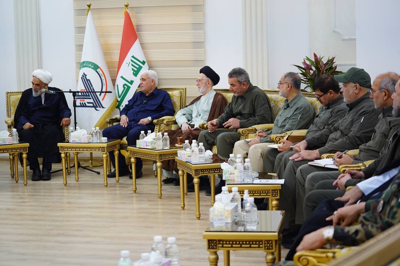 دیدار آیت الله محسن قمی با رئیس الحشد الشعبی + عکس