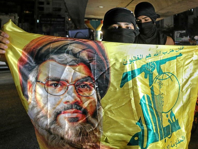 ABD ve İsrail’den Lübnan’da “Çift Yönlü” Operasyon: Hizbullah’ın Hem Cephanelikleri Hem Finans Ağı Hedefte