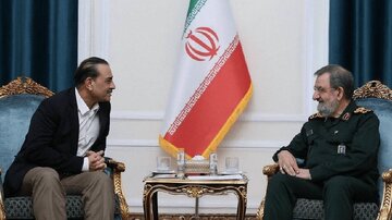 میجر جنرل رضائی عاصم منیر سے ملاقات میں: ہمیں امریکہ پر اعتماد نہیں ہے