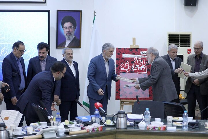 Photos: Unveiling of "Gaza Diaries" collection