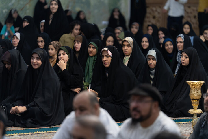 Photos: Dust-cleaning ceremony of Hazrat Masoumeh Holy Shrine with presence of Qom journalists