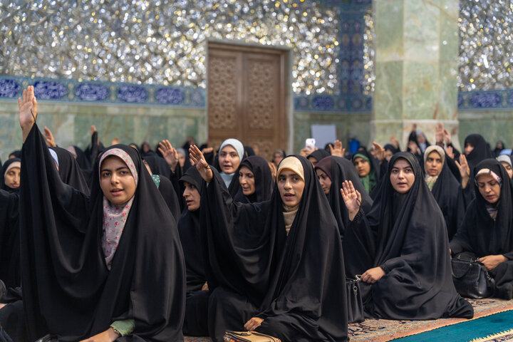 Photos: Dust-cleaning ceremony of Hazrat Masoumeh Holy Shrine with presence of Qom journalists