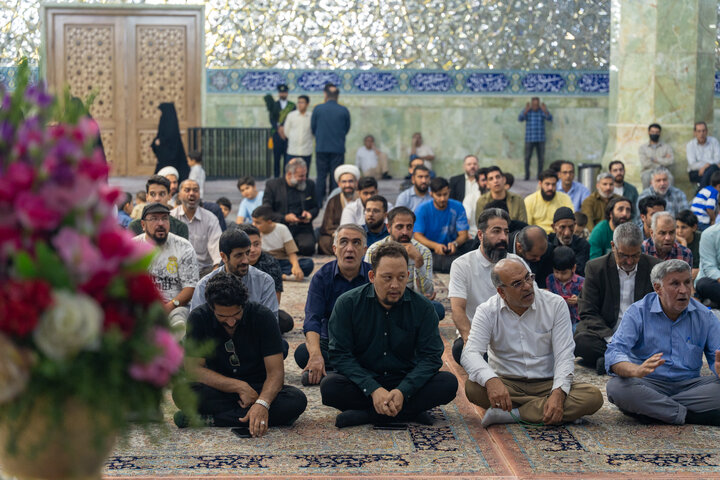Photos: Dust-cleaning ceremony of Hazrat Masoumeh Holy Shrine with presence of Qom journalists