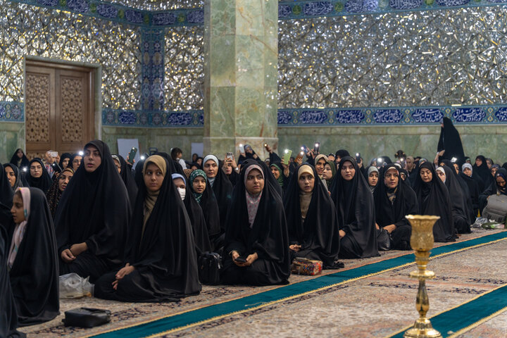 Photos: Dust-cleaning ceremony of Hazrat Masoumeh Holy Shrine with presence of Qom journalists