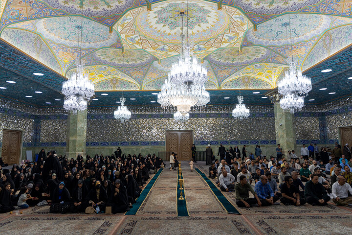 Photos: Dust-cleaning ceremony of Hazrat Masoumeh Holy Shrine with presence of Qom journalists