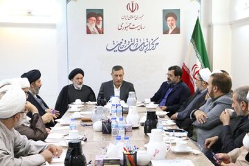 معاون رئیس‎جمهور در نشست با نخبگان حوزه: اولویت دولت، پیشگیری از شکاف در حاکمیت و تعامل حداکثری با رهبری است