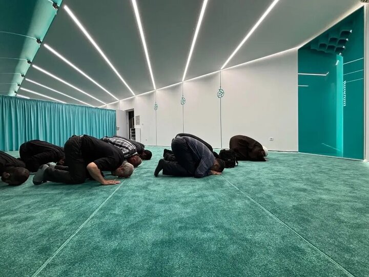 Photos: Inauguration of prayer hall at Tehran Theater Metro Station
